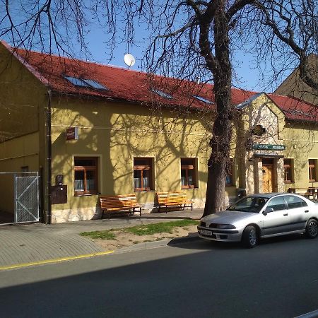 Apartmany Pod Kastany Kvasice Εξωτερικό φωτογραφία